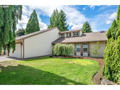 7940 SW Racquet Ct, Wilsonville, OR 97070