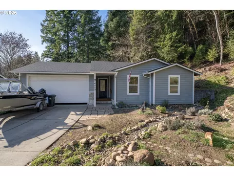 76554 Bobbe Way, Oakridge, OR 97463