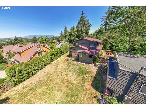 Exterior - 1151 Lorane Hwy, Eugene, OR 97405 photo 10 of 10