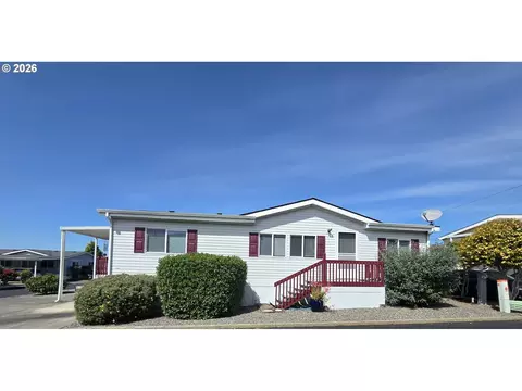 98042 W Benham Ln #15, Brookings, OR 97415