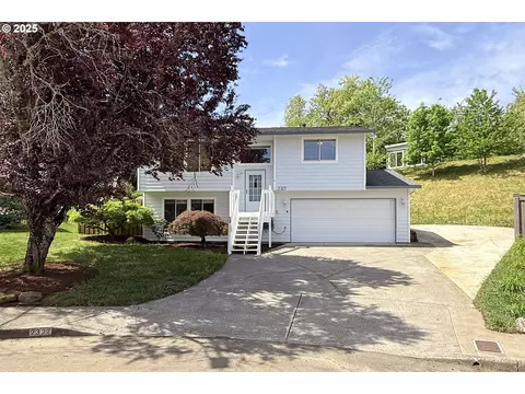 2327 SW Kendall Ct, Troutdale, OR 97060