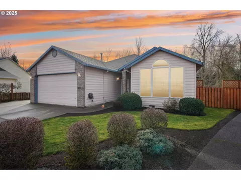 3517 NE 216th Ct, Fairview, OR 97024