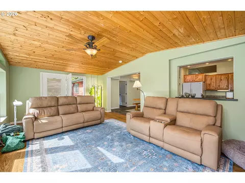 Living - 5004 N Loftus Rd, Florence, OR 97439 photo 1 of 5