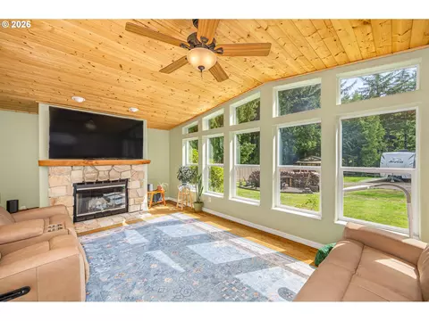 Other - 5004 N Loftus Rd, Florence, OR 97439 photo 5 of 17