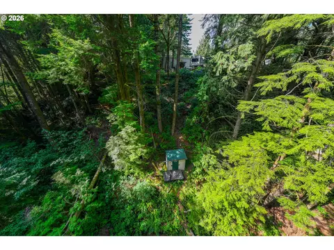 Other - 5004 N Loftus Rd, Florence, OR 97439 photo 15 of 17