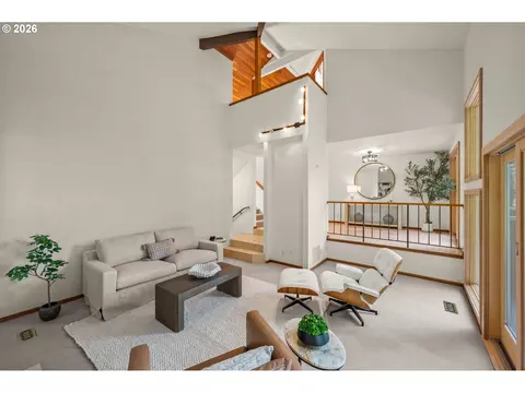 Living - 3965 Spring Blvd, Eugene, OR 97405 photo 4 of 7