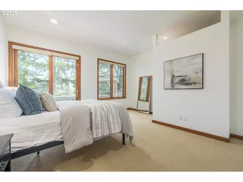 Bedroom - 3965 Spring Blvd, Eugene, OR 97405 photo 6 of 6