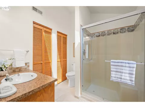 Bath - 3965 Spring Blvd, Eugene, OR 97405 photo 1 of 5
