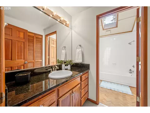 Bath - 3965 Spring Blvd, Eugene, OR 97405 photo 2 of 5