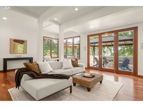 Living - 3965 Spring Blvd, Eugene, OR 97405 photo 6 of 7