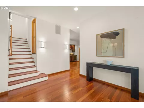 Entry Way - 3965 Spring Blvd, Eugene, OR 97405 photo 5 of 5