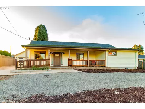 4320 Scenic Dr, Eugene, OR 97404