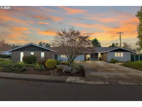 2140 Tabor St, Eugene, OR 97401 photo 1