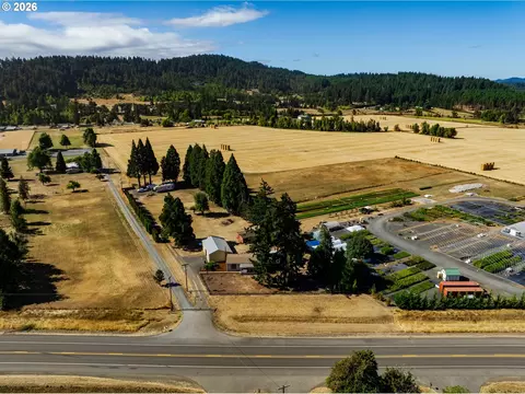View/Area - 34714 Highway 58, Eugene, OR 97405 photo 2 of 3