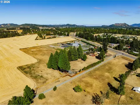View/Area - 34714 Highway 58, Eugene, OR 97405 photo 3 of 3