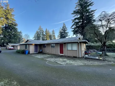 3208 E 18th St, Vancouver, WA 98661