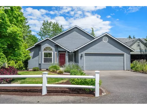 8887 SW 67th Pl, Portland, OR 97223
