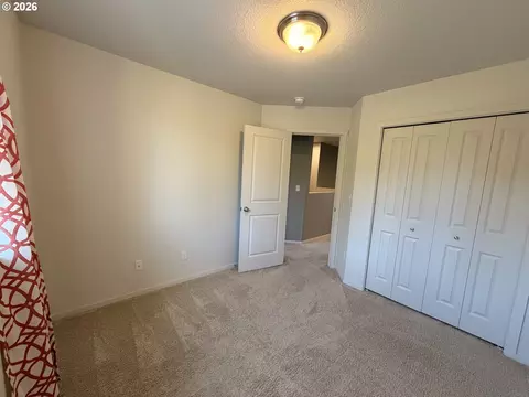 Bedroom - 2123 SE 19th St, Gresham, OR 97080 photo 3 of 9