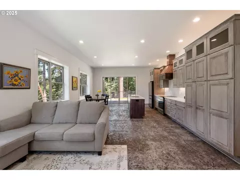 Other - 4005 Cloudview Dr, Salem, OR 97302 photo 9 of 13