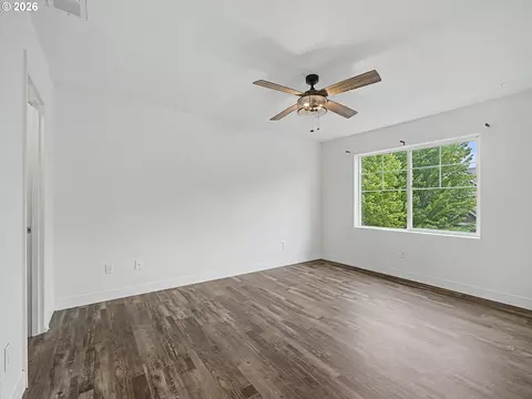 Bedroom - 37935 Killarney St, Sandy, OR 97055 photo 1 of 5