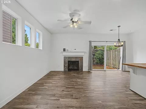 Living - 37935 Killarney St, Sandy, OR 97055 photo 1 of 5