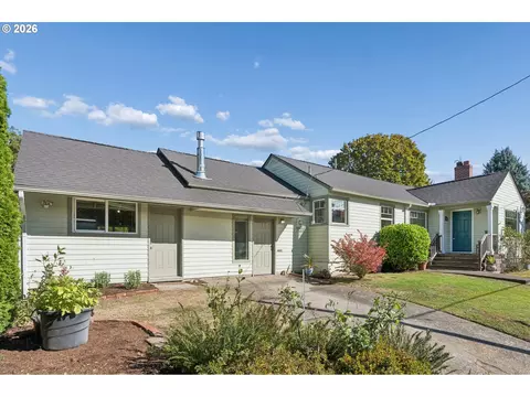 4951 SE Salmon St, Portland, OR 97215