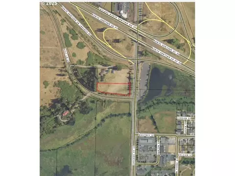 Golf Ln, Sublimity, OR 97385