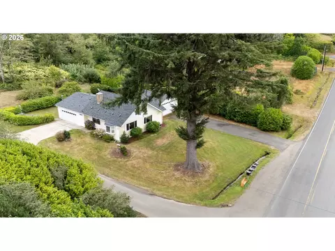 View/Area - 85600 Maple St, Florence, OR 97439 photo 2 of 4