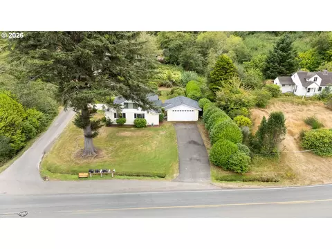 View/Area - 85600 Maple St, Florence, OR 97439 photo 1 of 4
