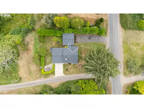 View/Area - 85600 Maple St, Florence, OR 97439 photo 4 of 4