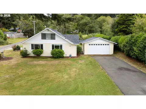 Exterior - 85600 Maple St, Florence, OR 97439 photo 1 of 1