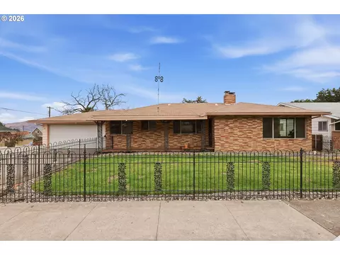 Other - 601 E 12th St, The Dalles, OR 97058 photo 4 of 9