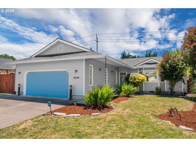 2246 Dale Ave, Eugene, OR 97408