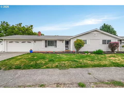 4666 Janice Ave NE, Salem, OR 97305