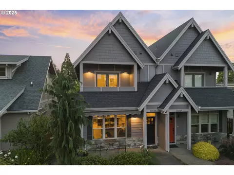 16033 SW 2nd St, Sherwood, OR 97140