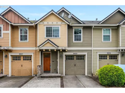 9923 SE Old Town Ct, Happy Valley, OR 97086