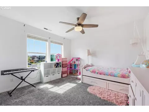 Bedroom - 5471 Gould Ave, Eugene, OR 97402 photo 3 of 3