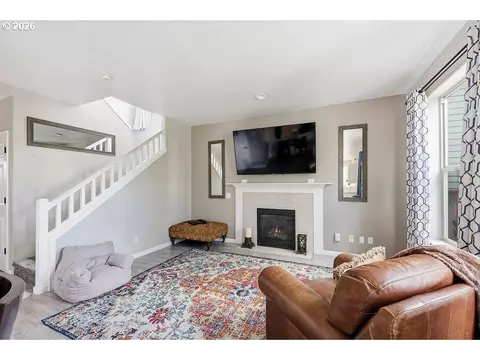 Living - 5471 Gould Ave, Eugene, OR 97402 photo 1 of 1
