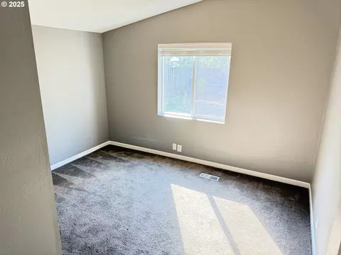 1949 SE Palmquist Rd #51, Gresham, OR 97080 photo 8