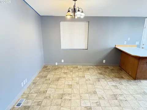 1949 SE Palmquist Rd #51, Gresham, OR 97080 photo 5