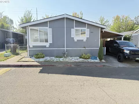1949 SE Palmquist Rd #51, Gresham, OR 97080