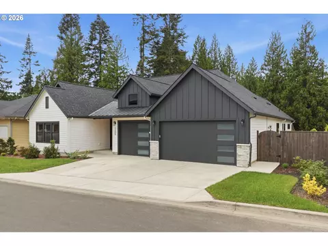1206 NW 151st St, Vancouver, WA 98685