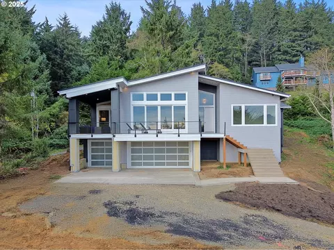 780 Monica Ct, Cannon Beach, OR 97110