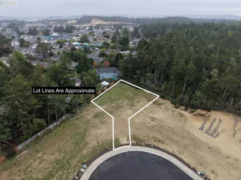 0 Park Pl #10, Coos Bay, OR 97420