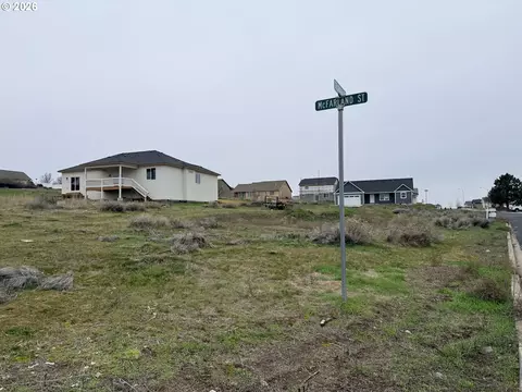 40 Mcfarland Ave, Umatilla, OR 97882