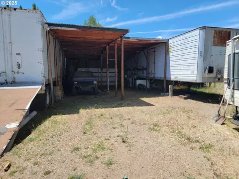 57580 Fall Rd, Christmas Valley, OR 97641 photo 11