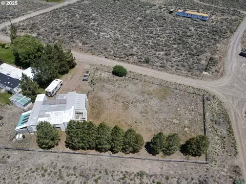 57580 Fall Rd, Christmas Valley, OR 97641 photo 19