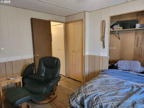 57580 Fall Rd, Christmas Valley, OR 97641 photo 17