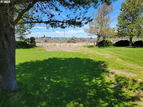 57580 Fall Rd, Christmas Valley, OR 97641 photo 25