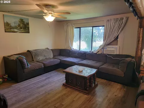 57580 Fall Rd, Christmas Valley, OR 97641 photo 2